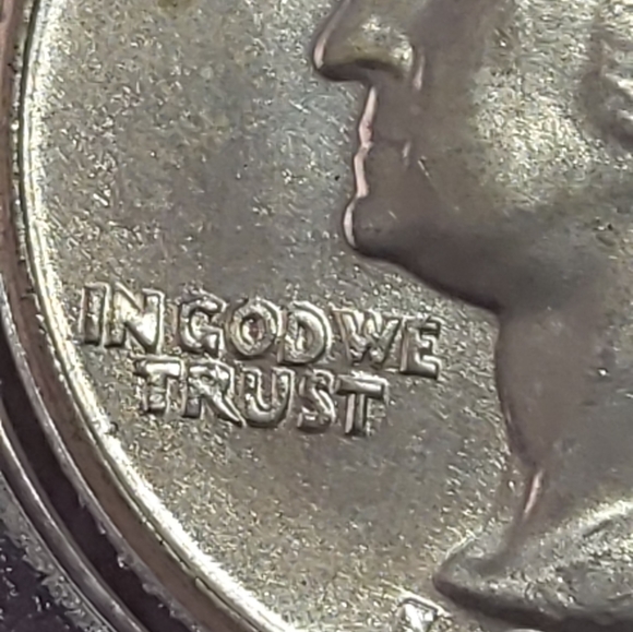 1964 Quarter , 90% Silver - Picture 2 of 7